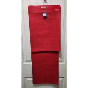 Merry & Bright 5 Piece Christmas Table Runner Placemat Set Red Silver Valentines